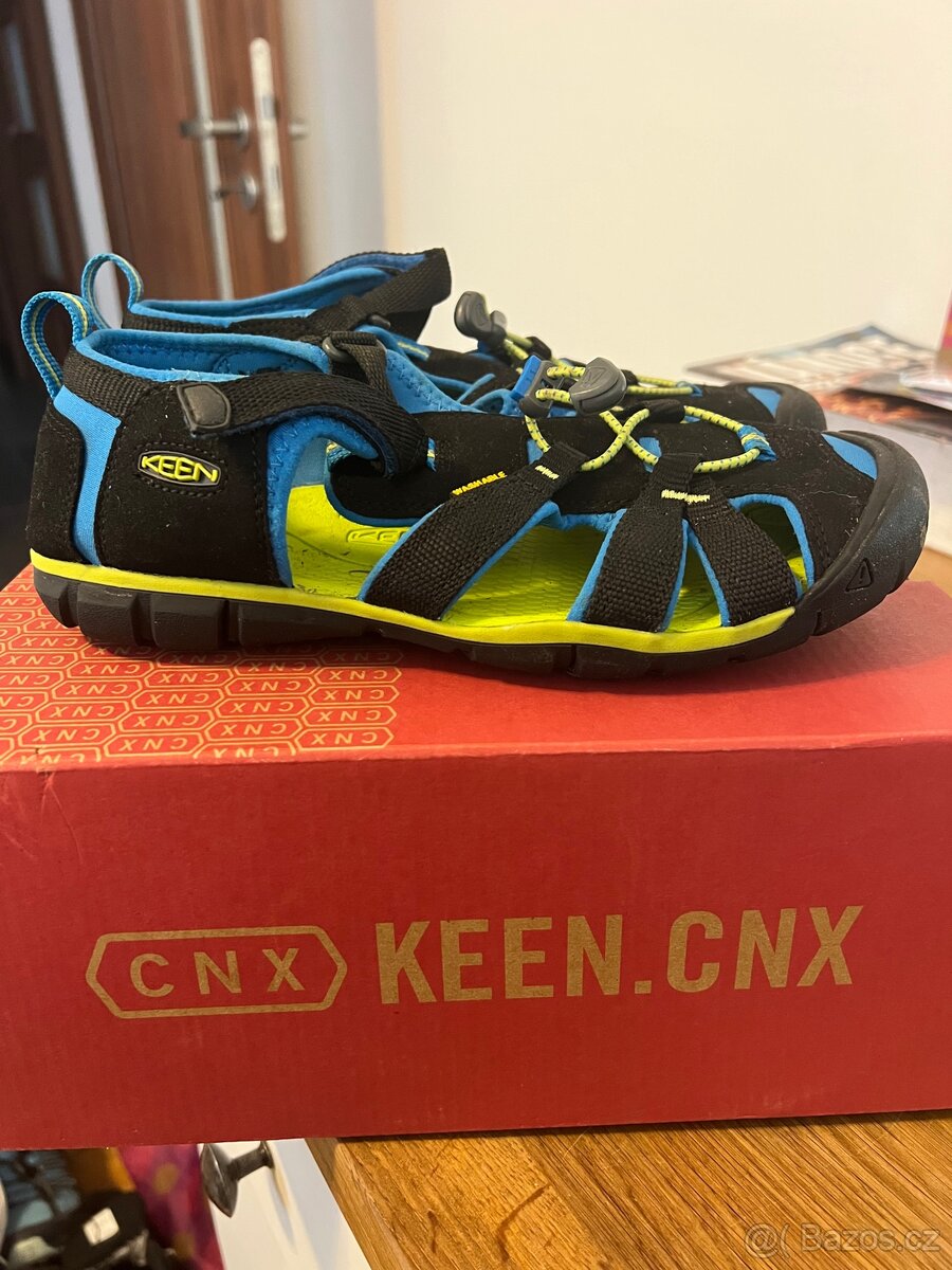 Boty letni zn.Keen vel.39