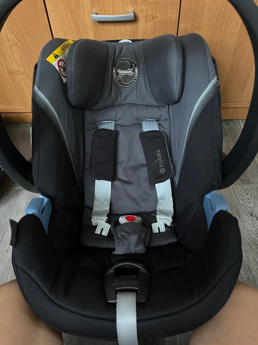 Autosedačka + izofix