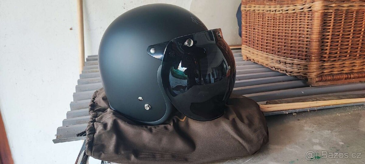 Nová retro přilba velikost M