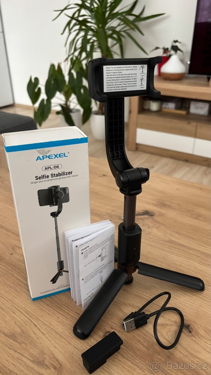 Selfie tyč s Bluetooth Apexel