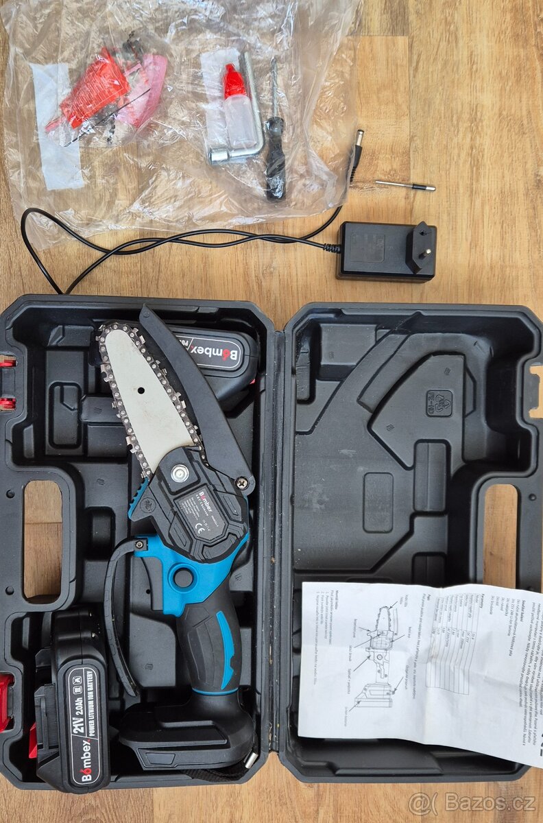 Ruční AKU Pila Bombex DJ-4