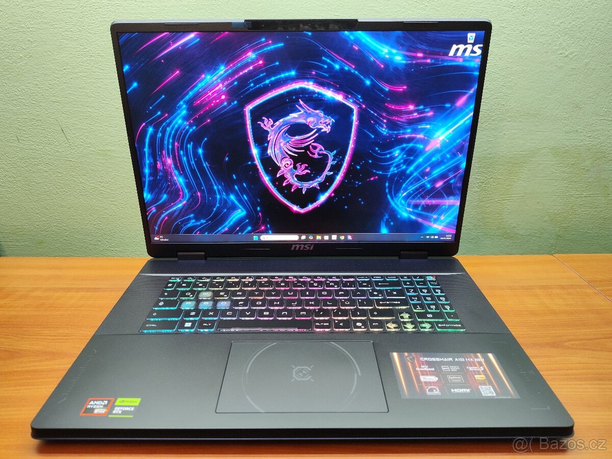 Obří 18" Msi,RTX-5070 Mux,R-9,QHD+,M.2 1TB