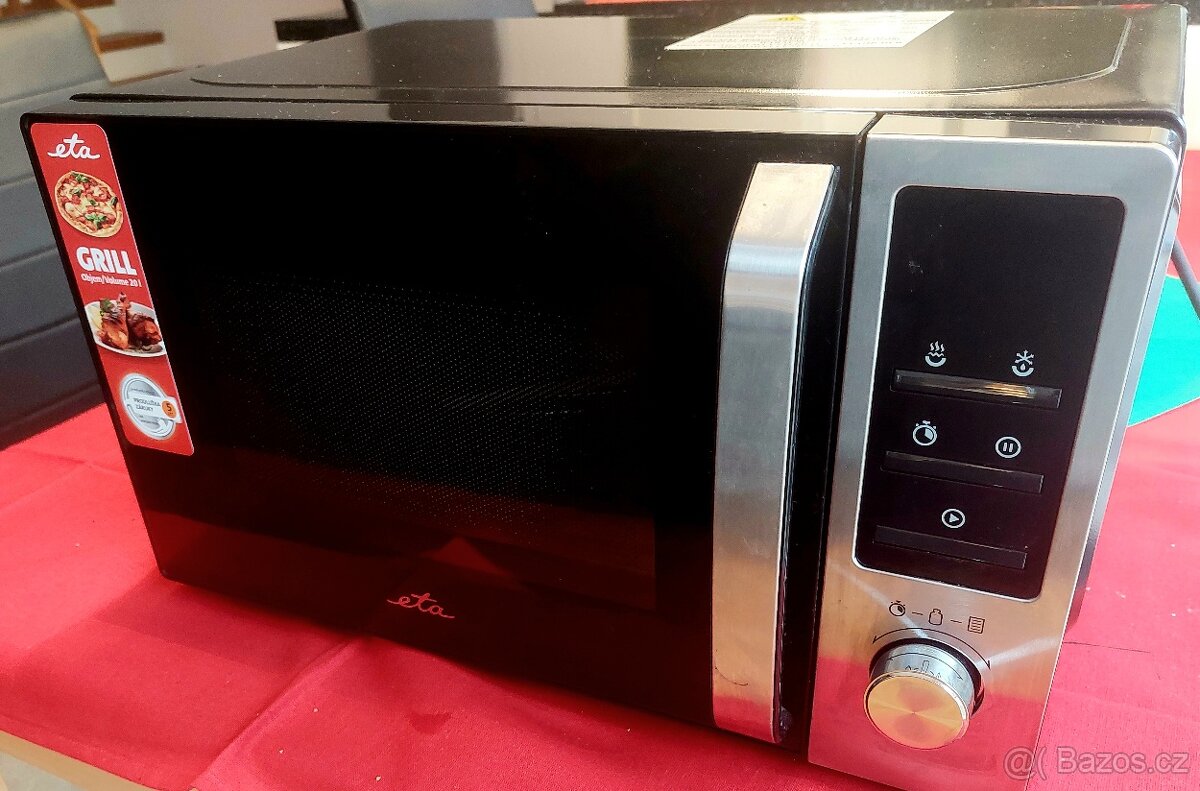 Mikrovlnná trouba ETA černá/nerez/grilování.