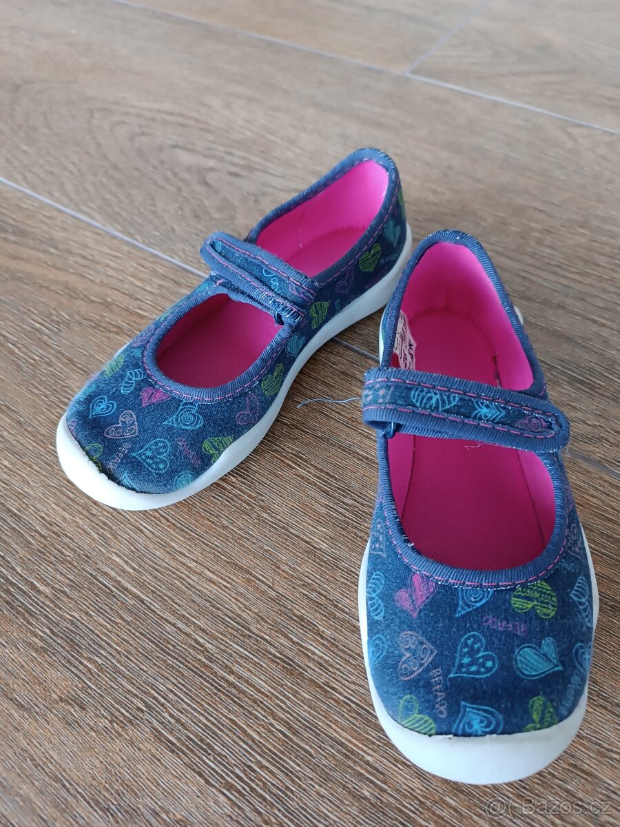 Dětské boty velikost 28