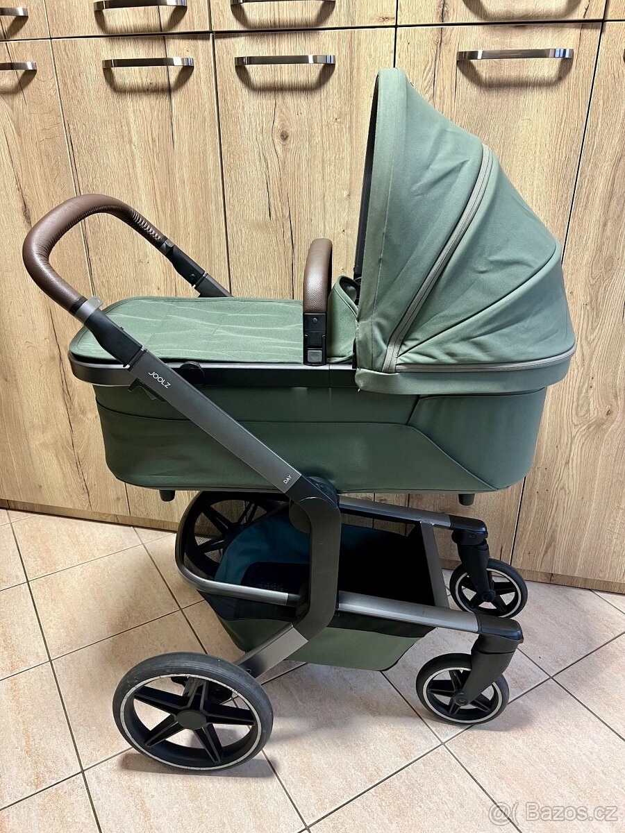 Kombinovaný kočárek Joolz day5