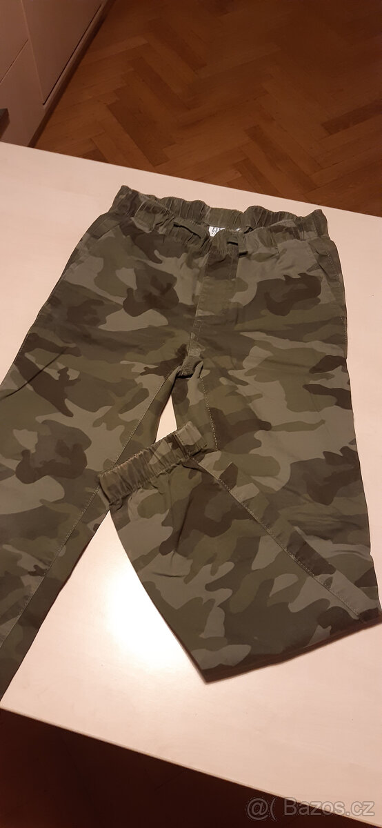 Maskáčové kalhoty GAP Kids regular, 145-148 cm (12-13 let)