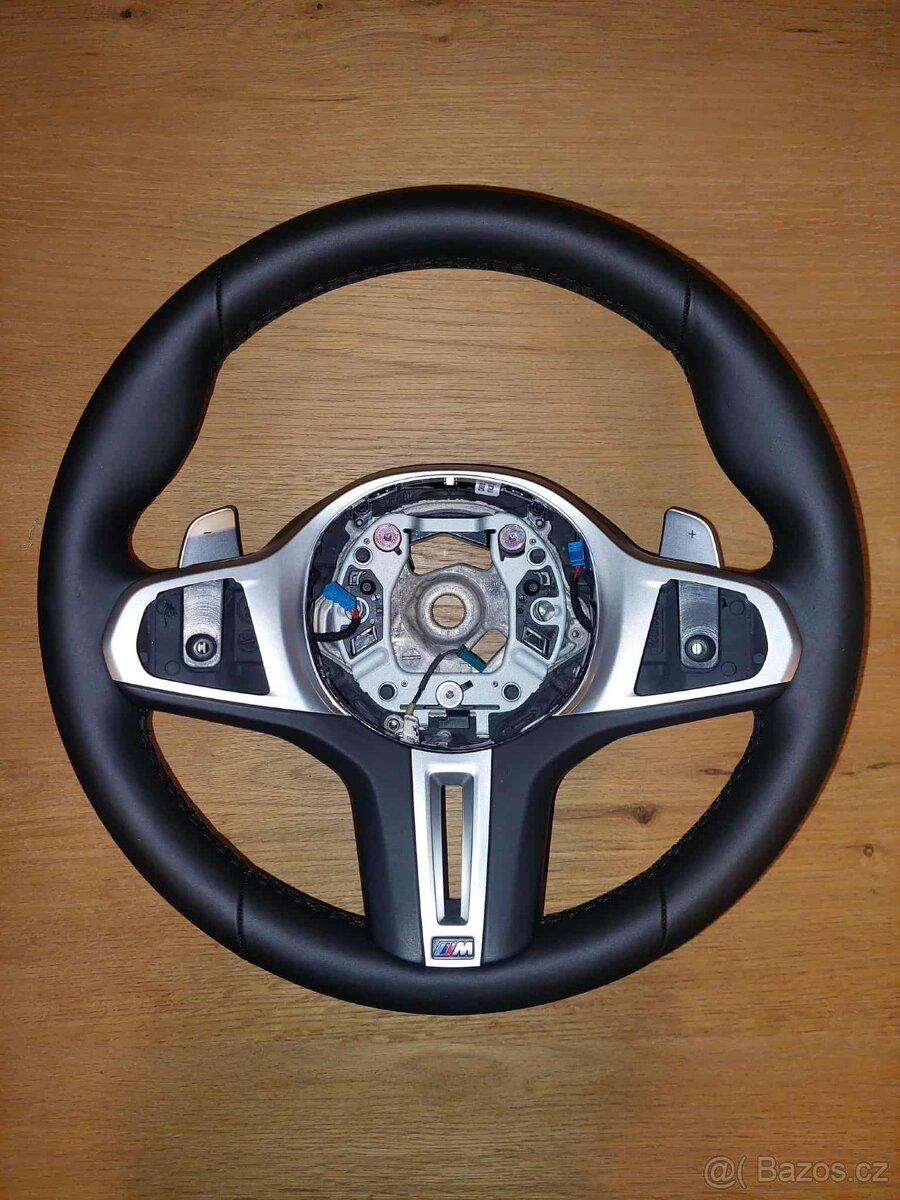 Sportovní volant M