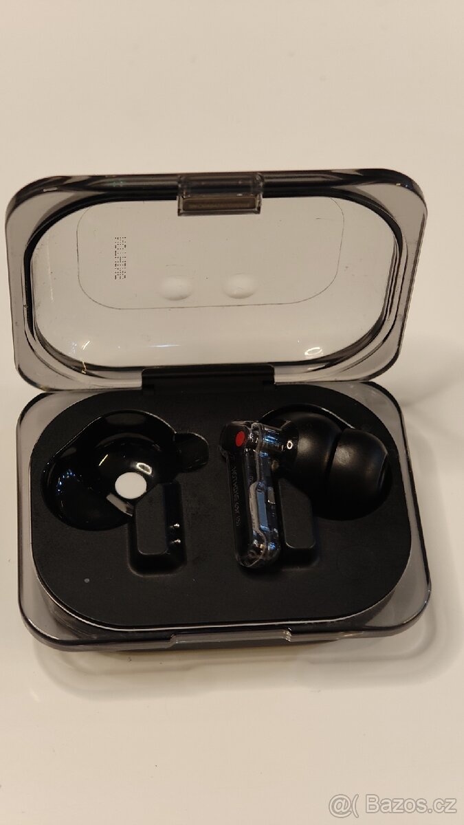 NOTHING EAR(a) B162 PRAVE + KRABIČKA