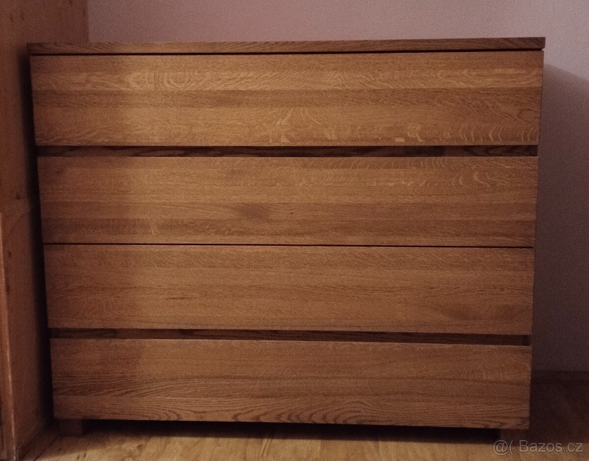 Komoda z masivu