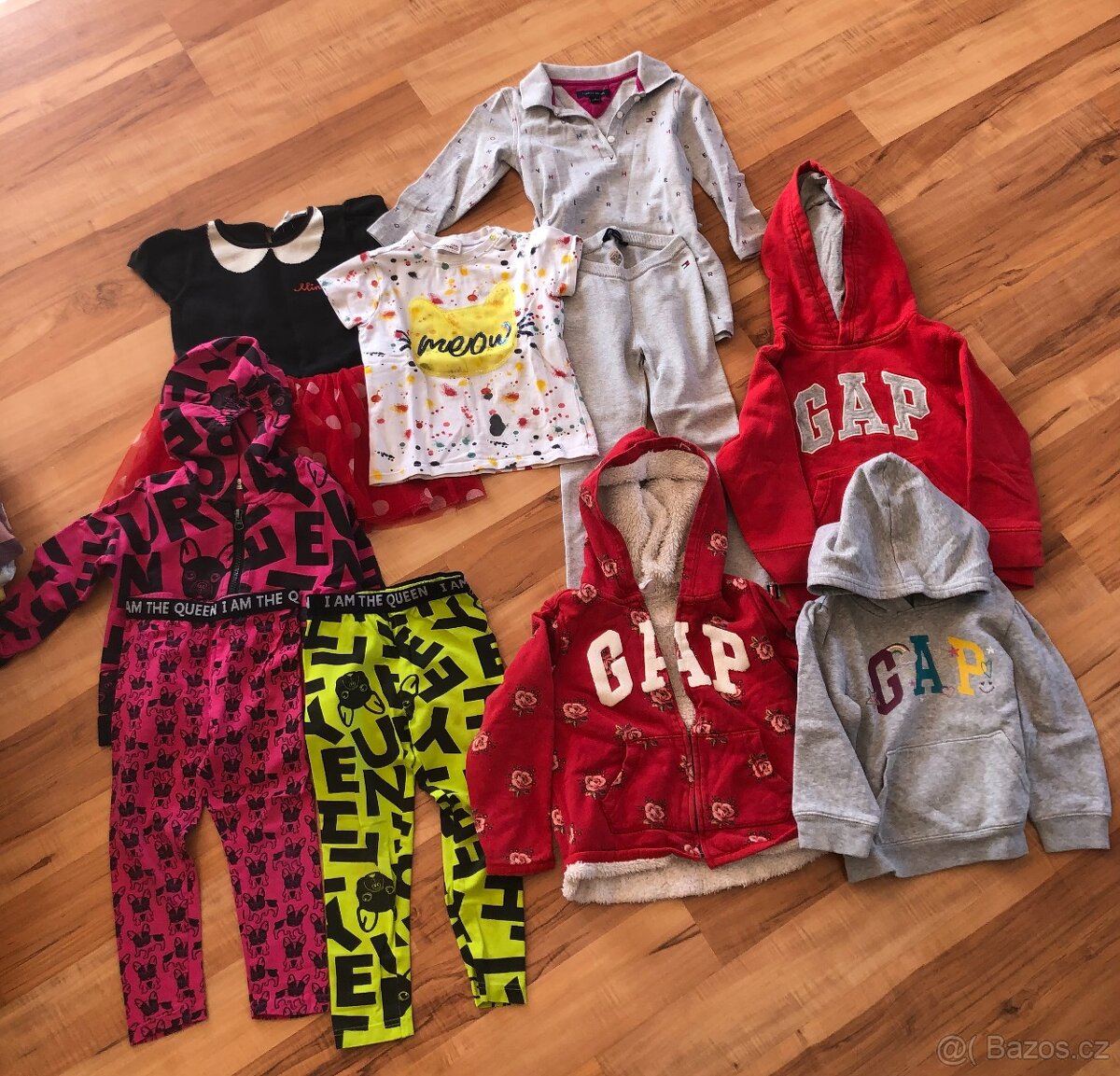Dívčí značkové oblečení vel. 92-110