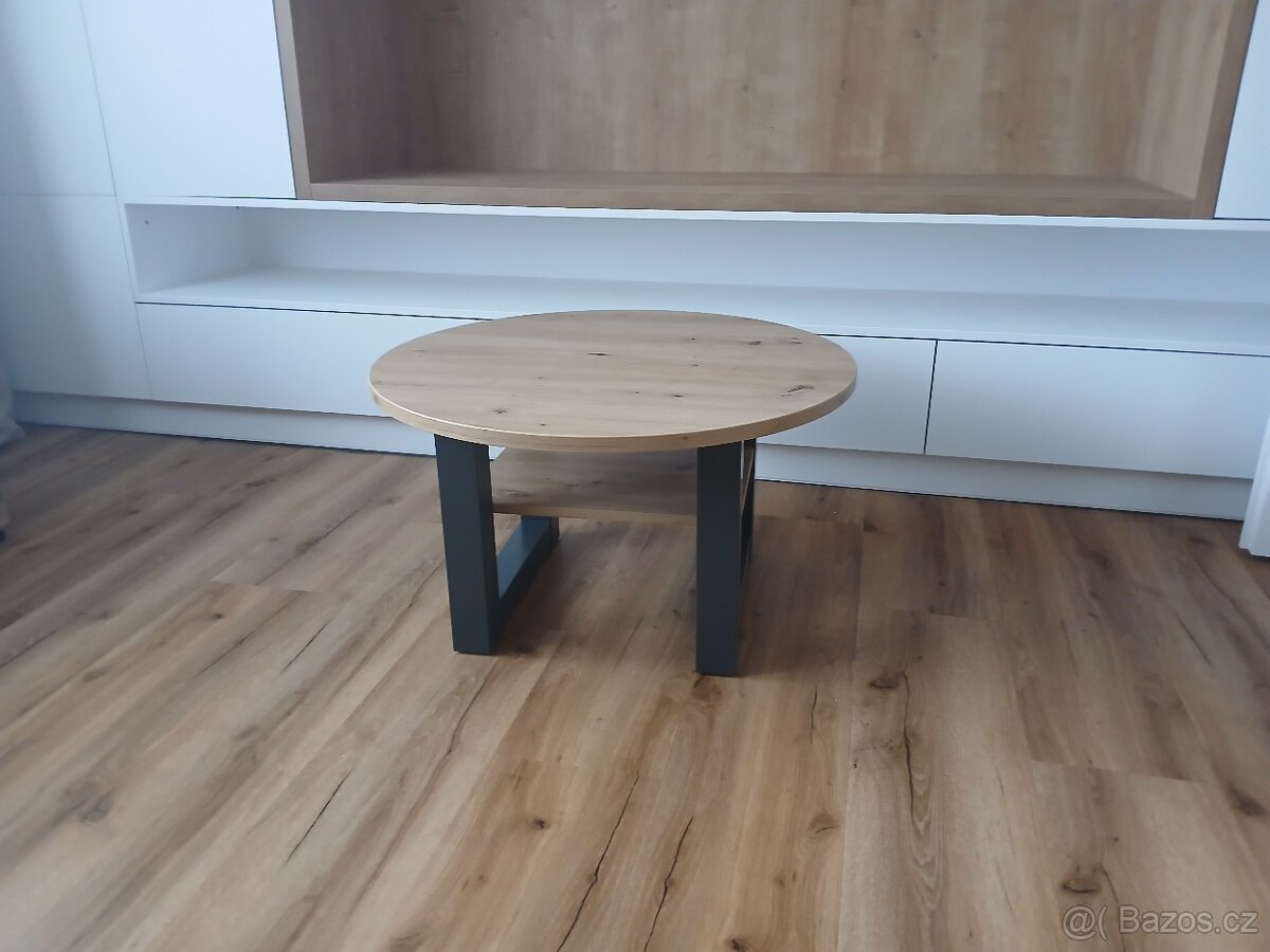 Konferenční stolek