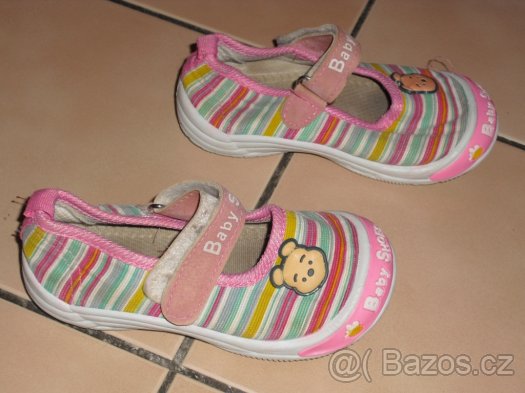 Plátěné botičky/bačkůrky pro holčičku na vel.25.