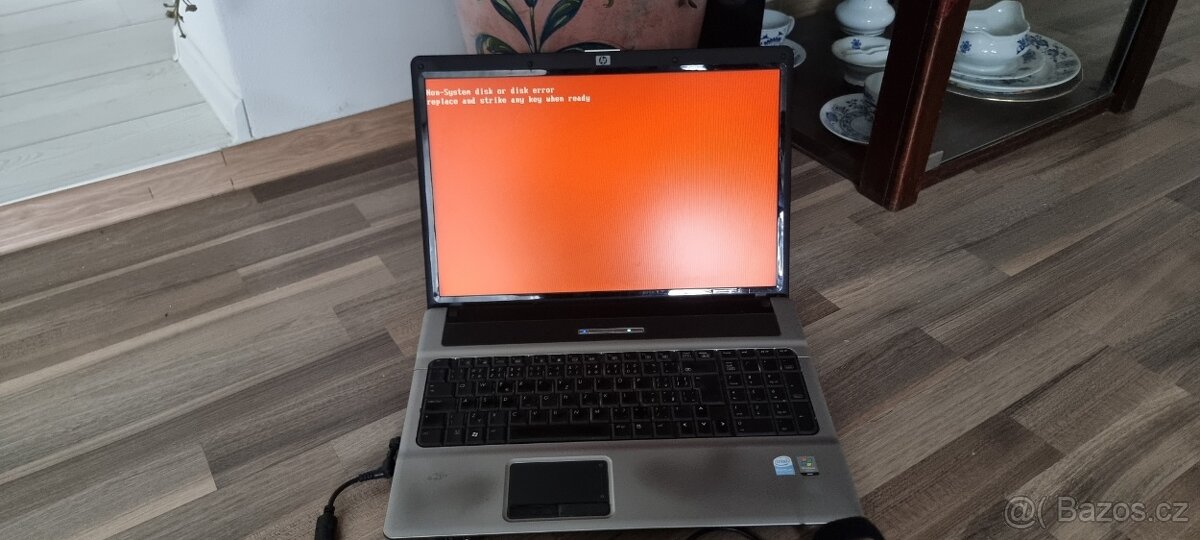 Notebook HP 17"LCD do 50km dovoz zdarma.