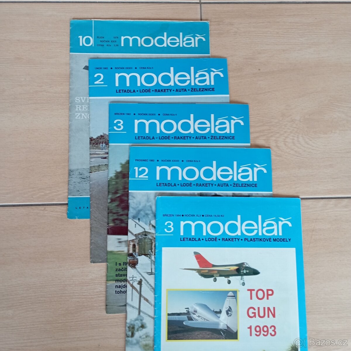 MODELÁŘ
