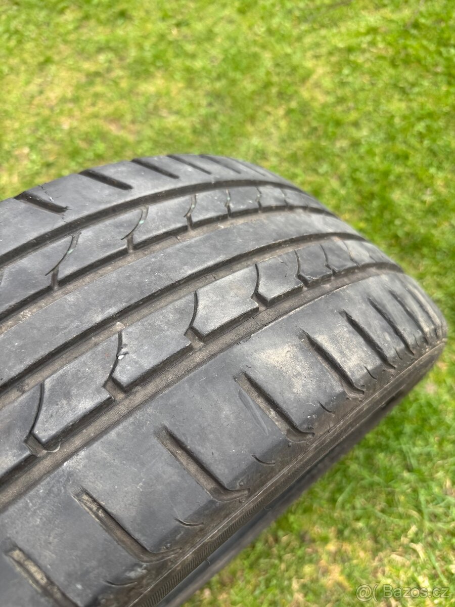 225/45 R17