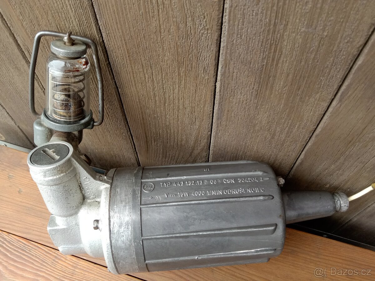 Tatra 815 VVN přídavné čerpadlo