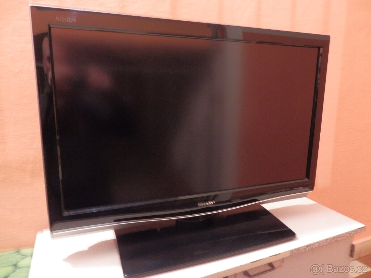 LCD TV Sharp Aquos 80 cm