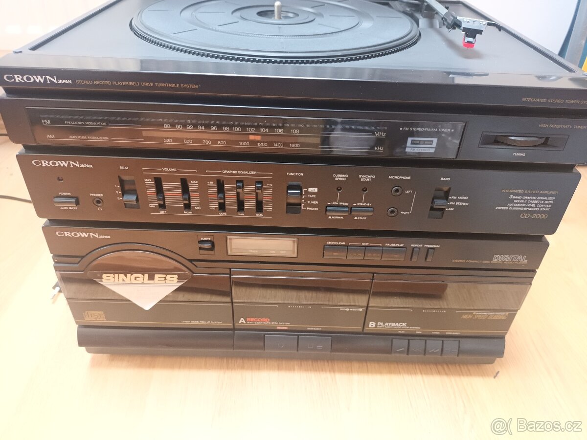 CROWN JAPAN CD-kazety-radio-gramfon 4v1