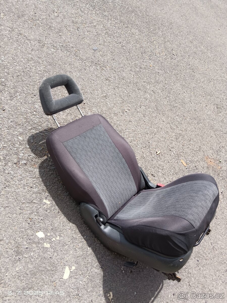 Volkswagen Seat Ford sedačka sedačky sharan alhambra galaxy