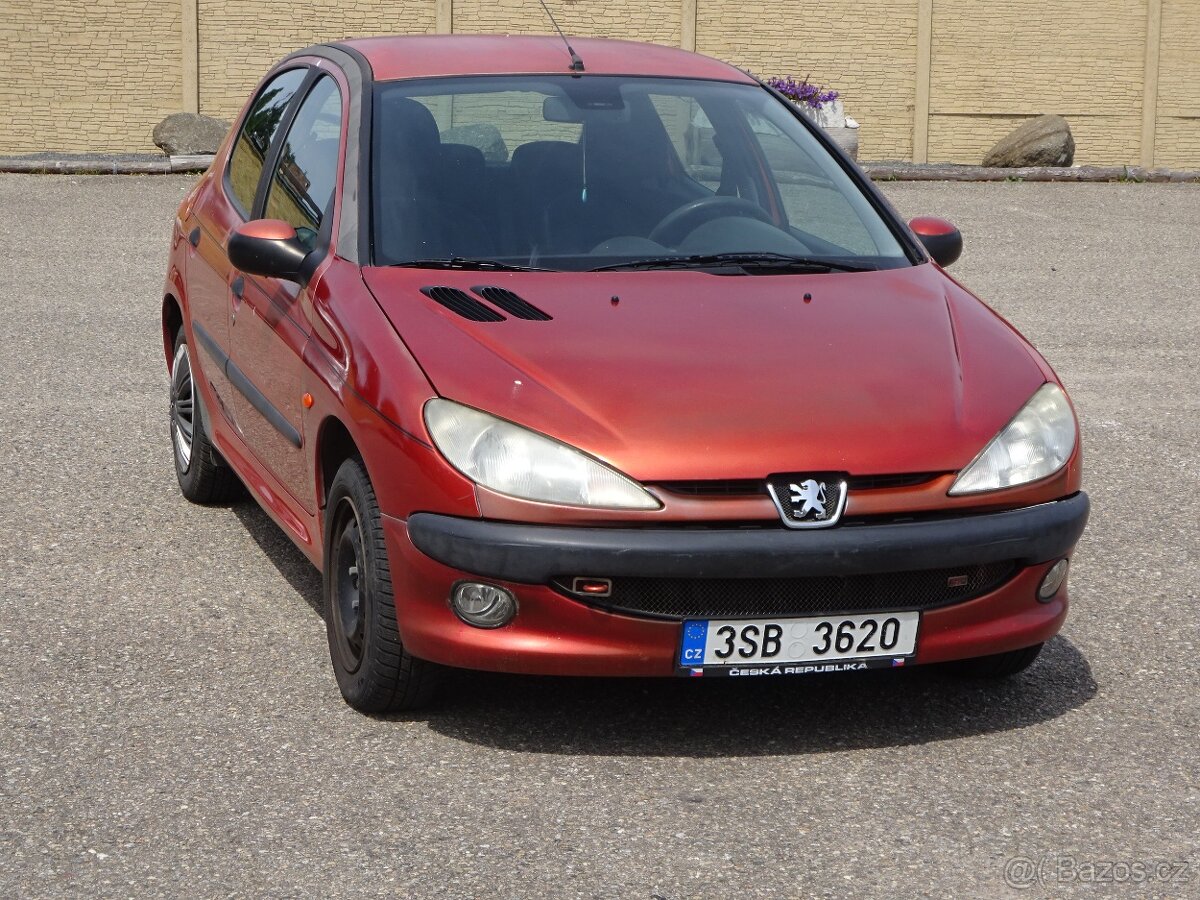 Peugeot 206 1.4i r.v.2001 (55 kw) stk:2/2026