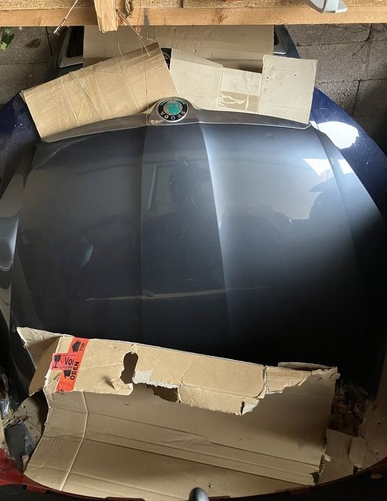 skoda fabia II 2 roomster haubna 9153 kapota lift