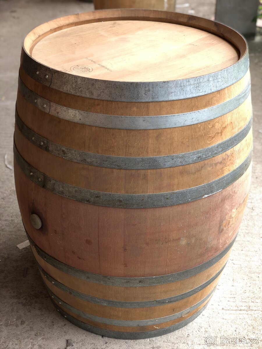 Dřevěný sud 500l