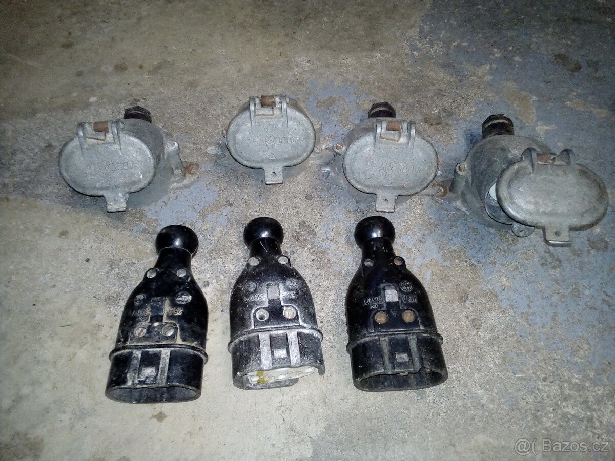 prodam retro,stare,ovalne zasuvky a zastrčky