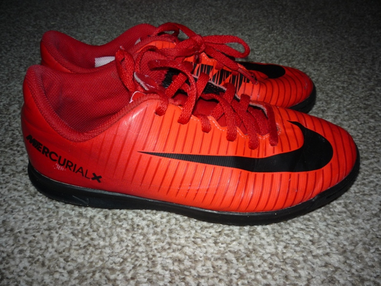 Sálové boty zn Nike, vel 36,5, stélka 23cm