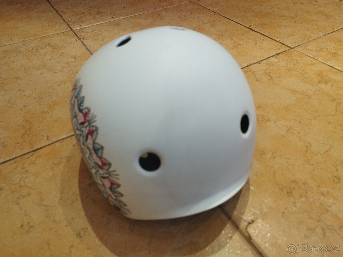 Dívčí helma in-line/kolo