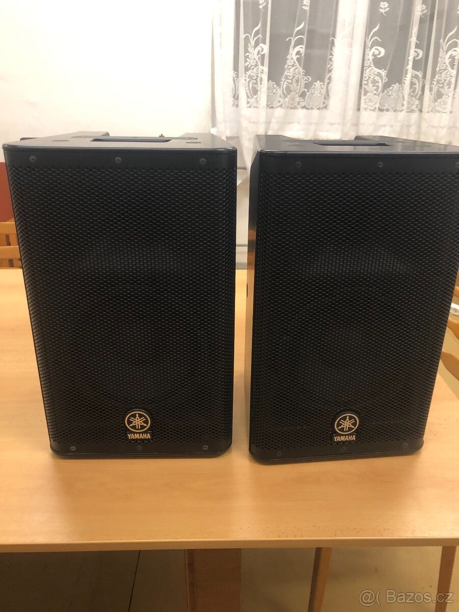 YAMAHA DXR 8