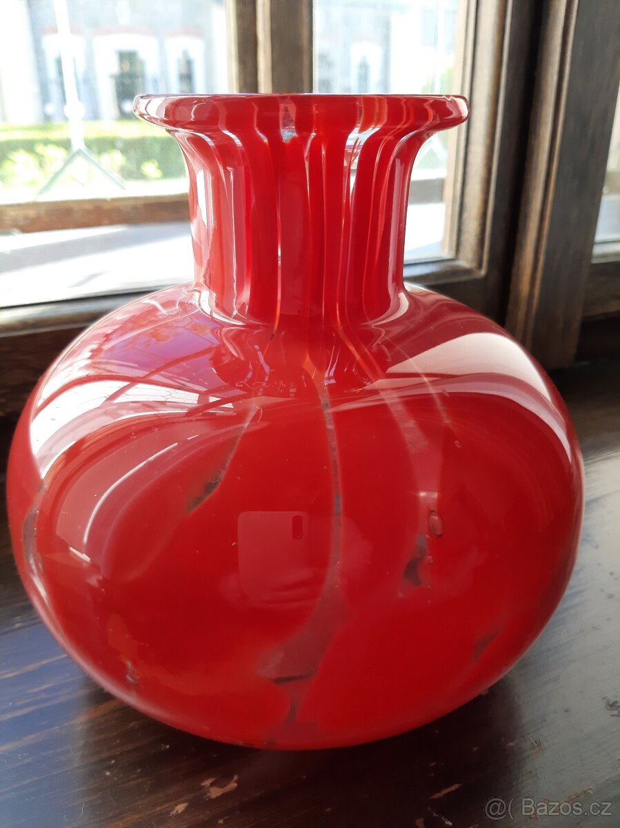 Váza z foukaného skla - Jan Gabrhel