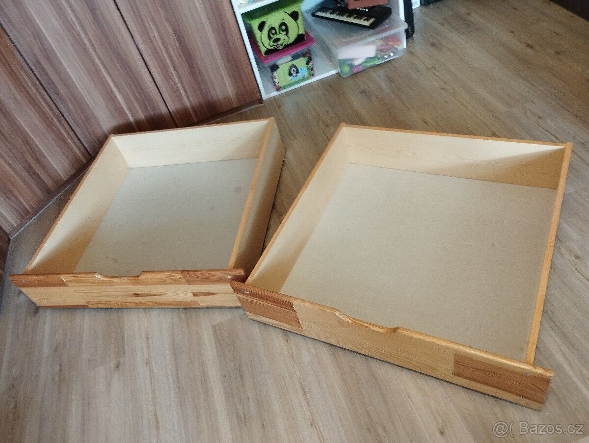 Šuplík, úložný box pod postel