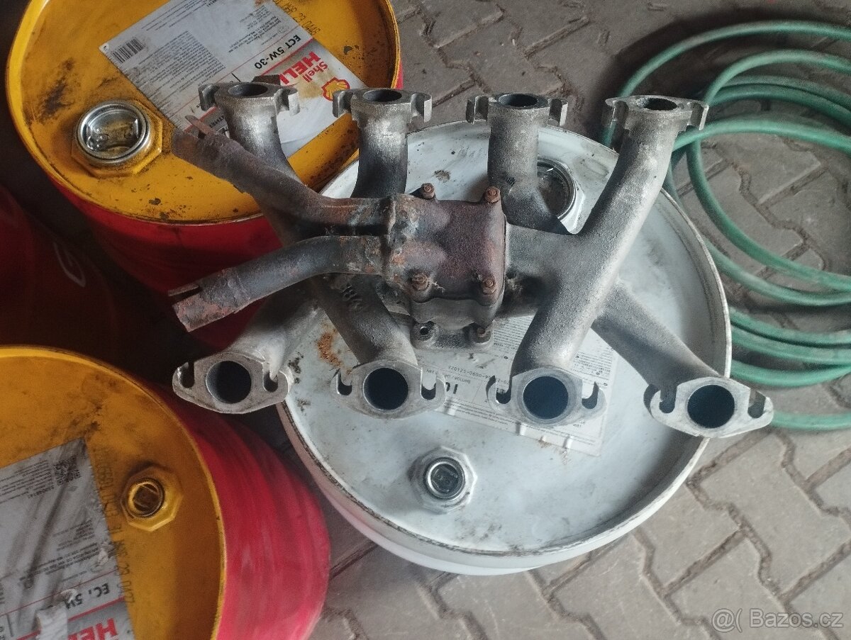 Sací potrubí na Tatra 805 nebo motor Tatra 603a