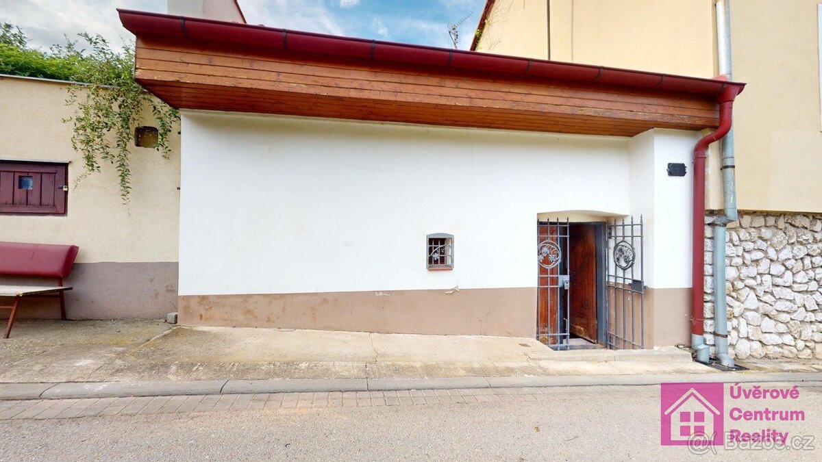 Prodej vinného sklepa 74 m2, Střelecká, Valtice, ev.č. 00040