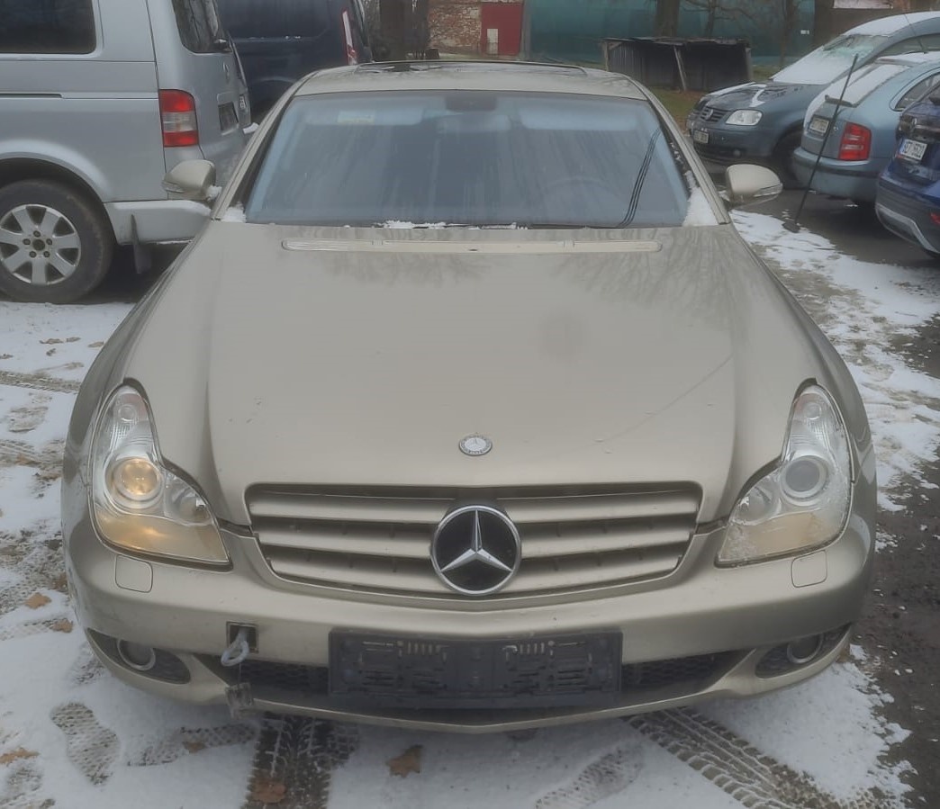 Prodám díly z MERCEDES-BENZ 219,CLX 320CDI,2006