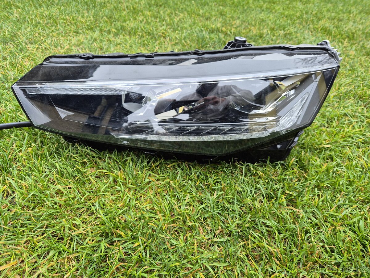 Prodám levé přední světlo ŠKODA Scala facelift full led