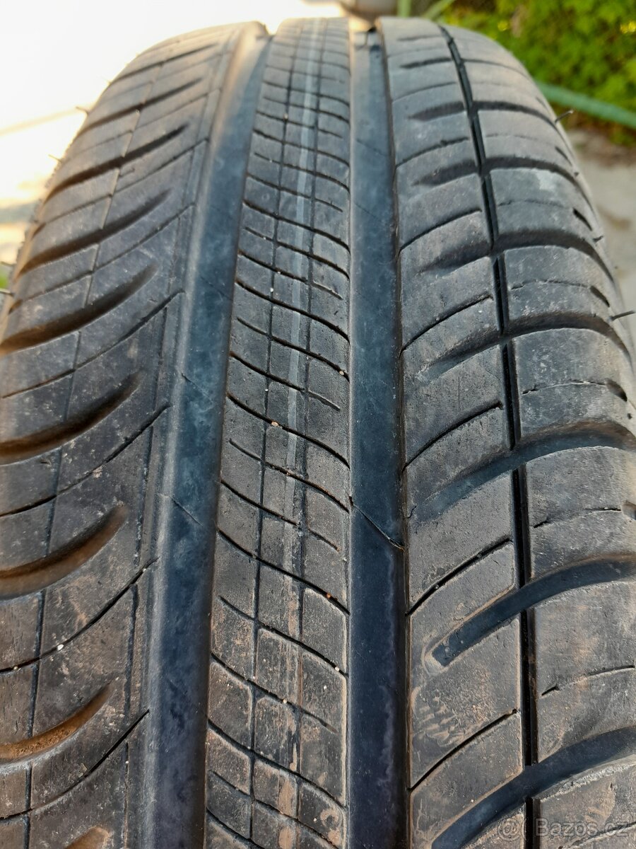 165/70R14 letní