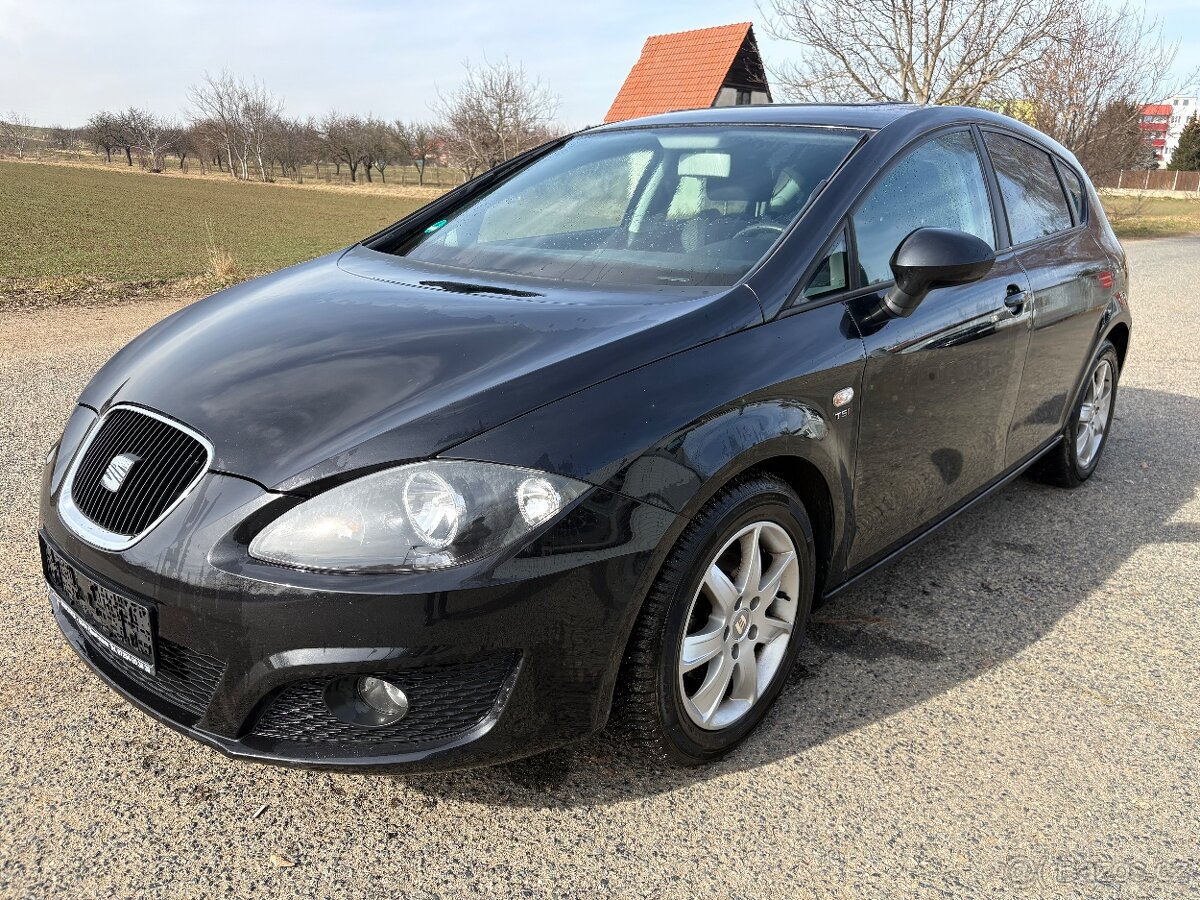Seat Leon , facelift , 1.2 tsi 77kw rok 2011