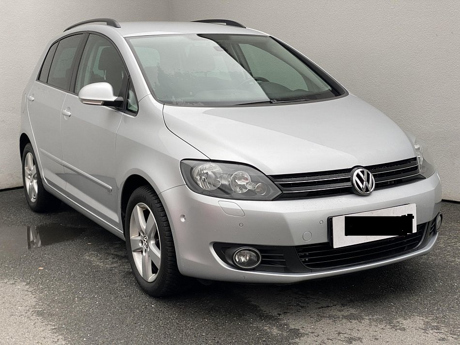 Volkswagen Golf Plus 1.2 TSi Team. Stav tachometru 119117 km