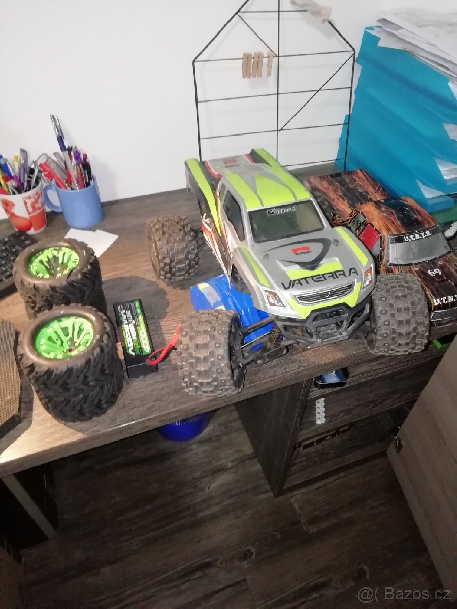 rc auto Vaterra halix