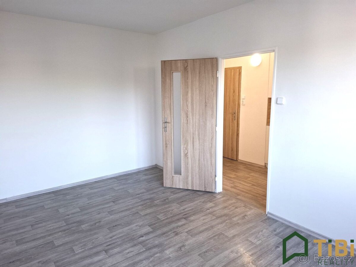 Pronájem byty 2+kk, 31 m2 - Hodonín, ev.č. 00229