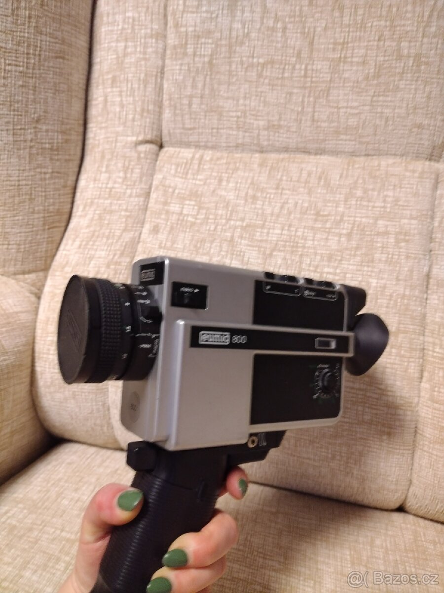 Retro příruční kamera Eumig 800