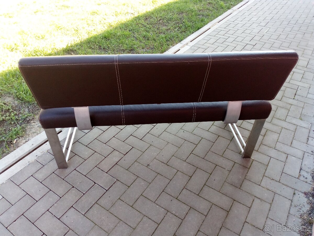 Menší lavice