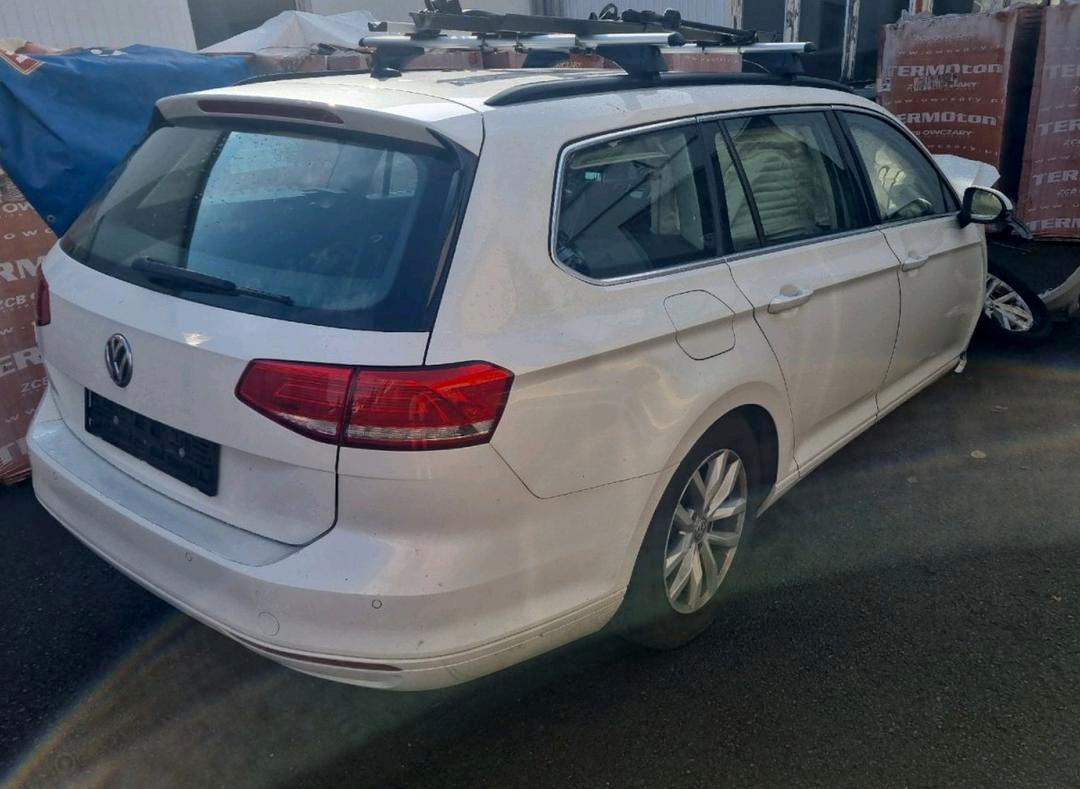 Vůz na náhradní díly VW Passat B8 kombi 2017 CRLB QFZ L0K1