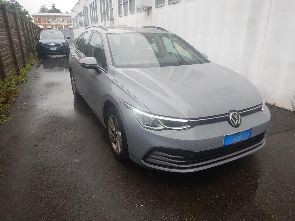 Volkswagen Golf Variant 2.0 TDI Life - Nafta - Automatické -