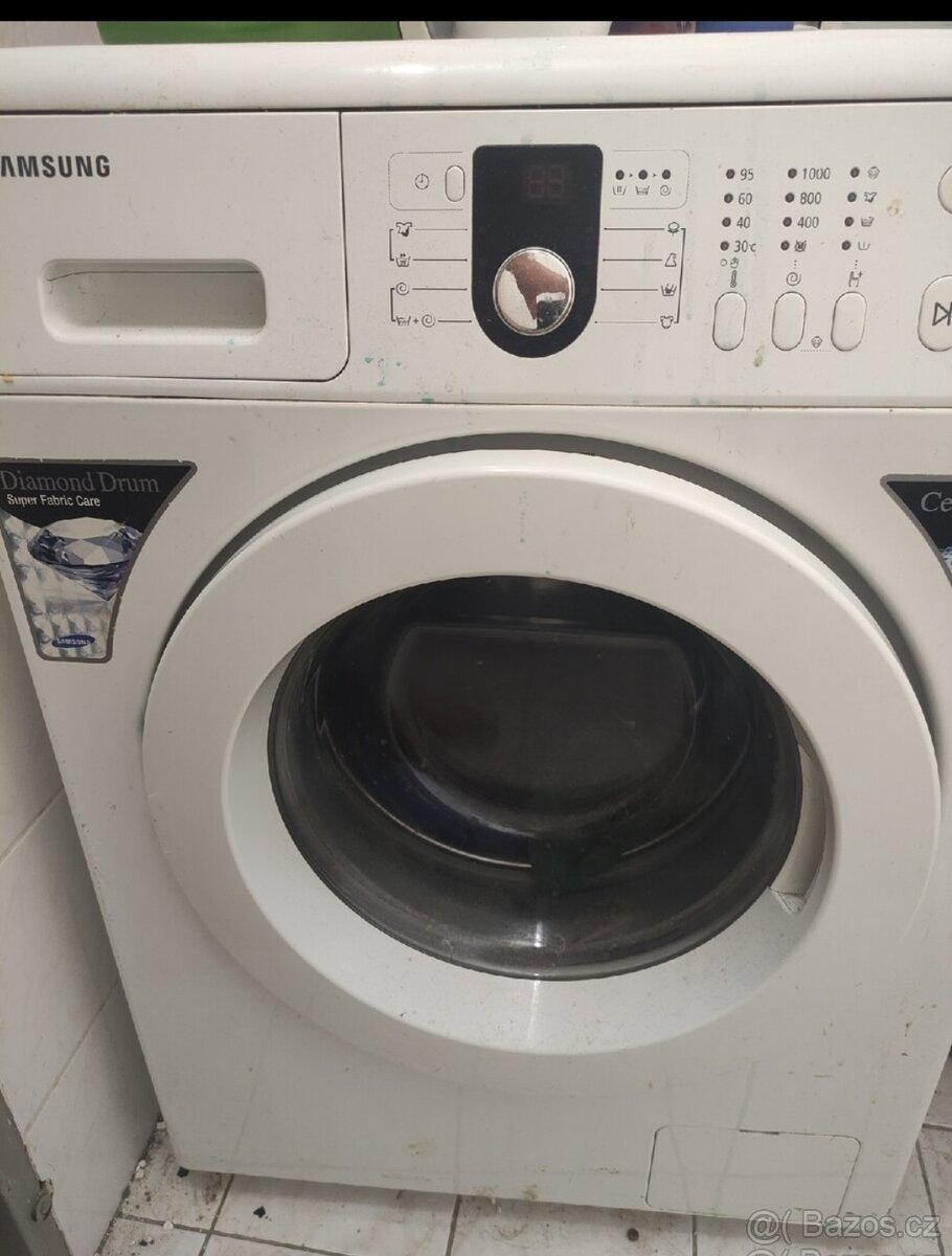 Pračka Samsung plně funkcí