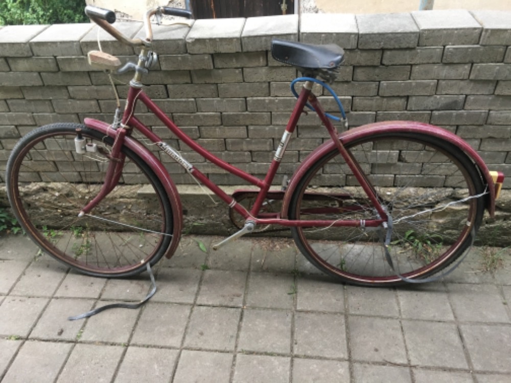 Staré dámské kolo Velamos Standard