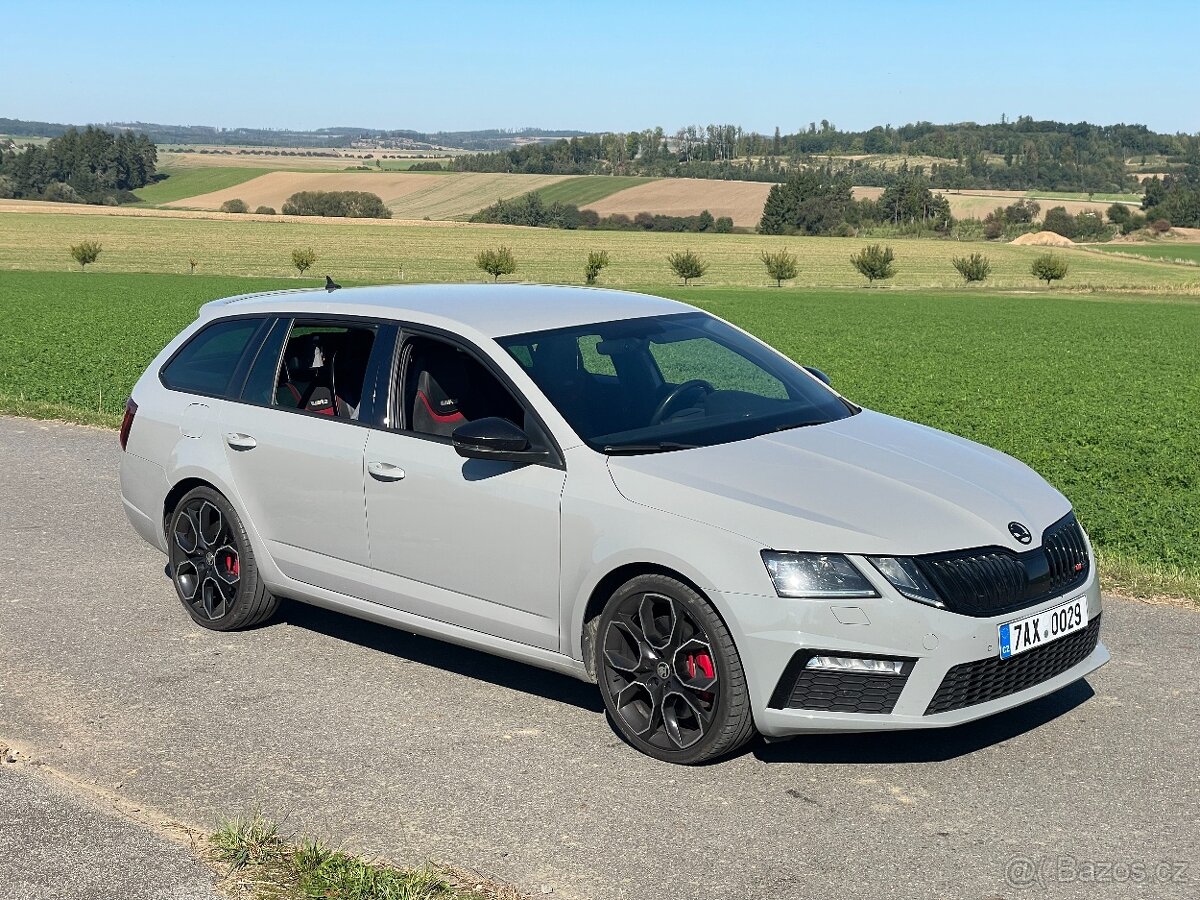 ŠKODA OCTAVIA RS 245