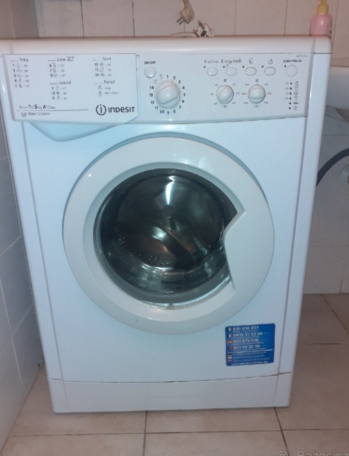 Pračka Indesit
