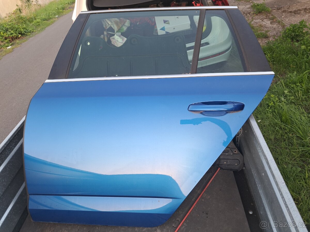 Dveře octavia 3